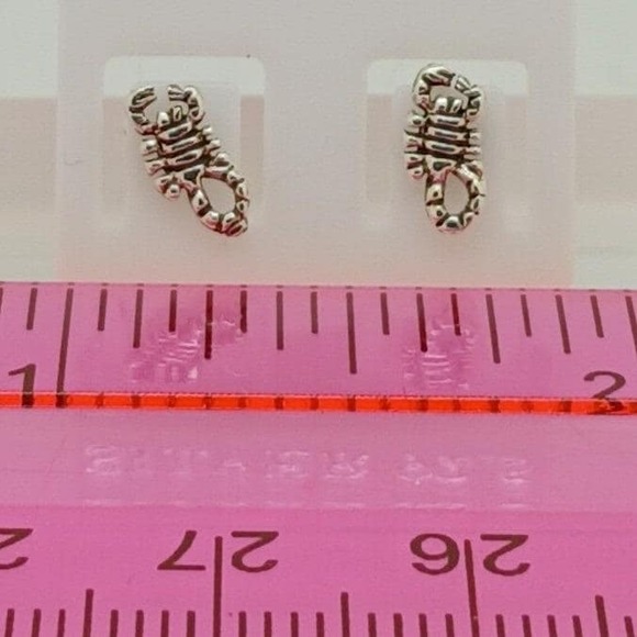 Vintage New-Old-Stock Sterling Silver 925 Scorpion Stud Earrings Scorpio Jewelry - Picture 4 of 16